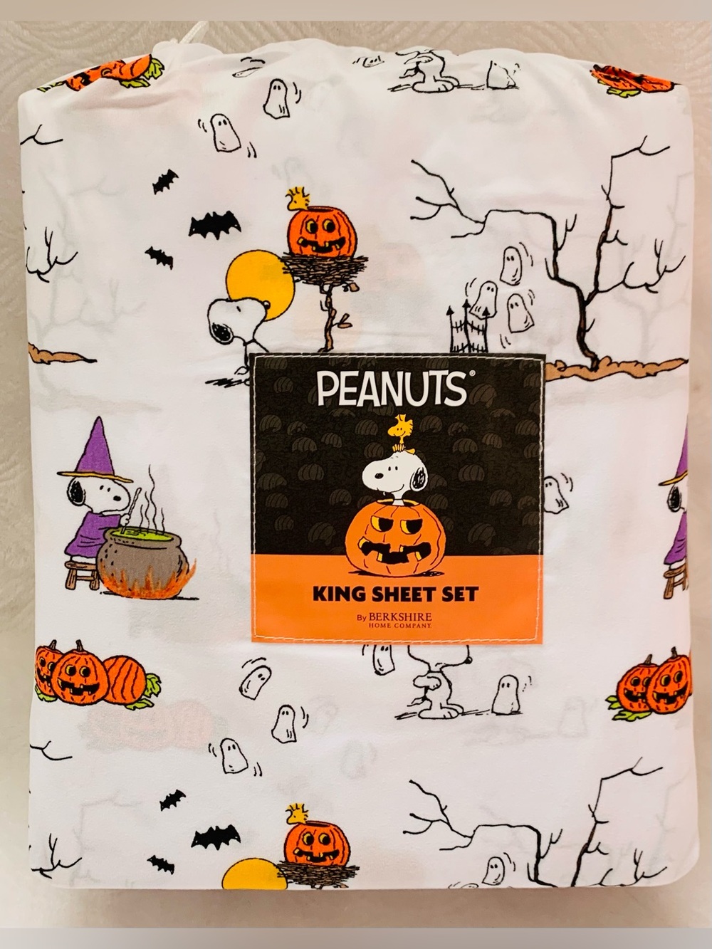 Peanuts Snoopy Halloween Spooky Pumpkins and Ghosts Sheet Set - King - Picture 5 of 5